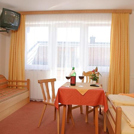 Jugend- Und Familienhotel Venedigerhof Нойкірхен-ам-Гросфенедігер Екстер'єр фото