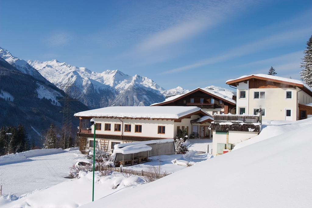 Jugend- Und Familienhotel Venedigerhof Нойкірхен-ам-Гросфенедігер Екстер'єр фото