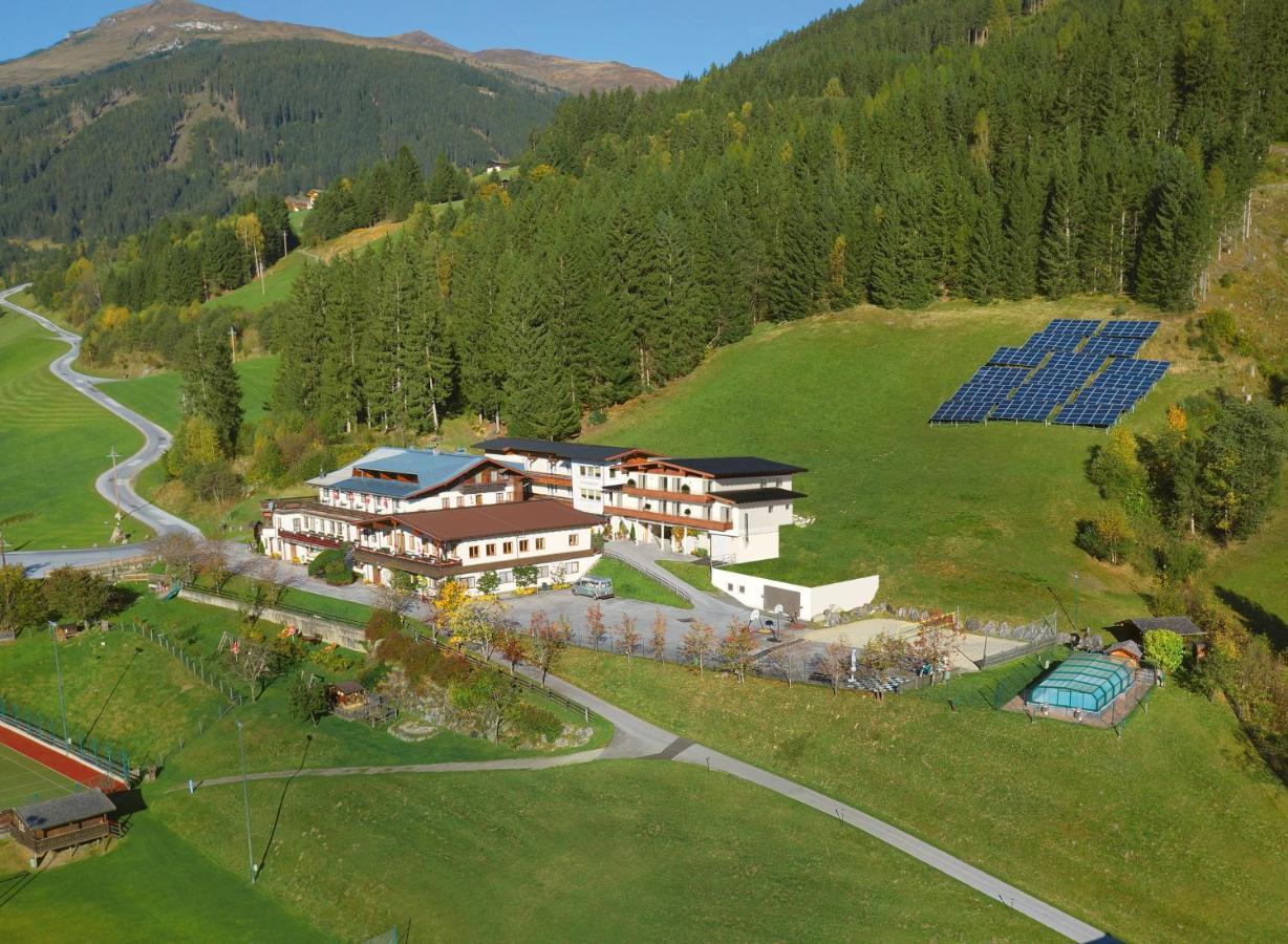 Jugend- Und Familienhotel Venedigerhof Нойкірхен-ам-Гросфенедігер Екстер'єр фото