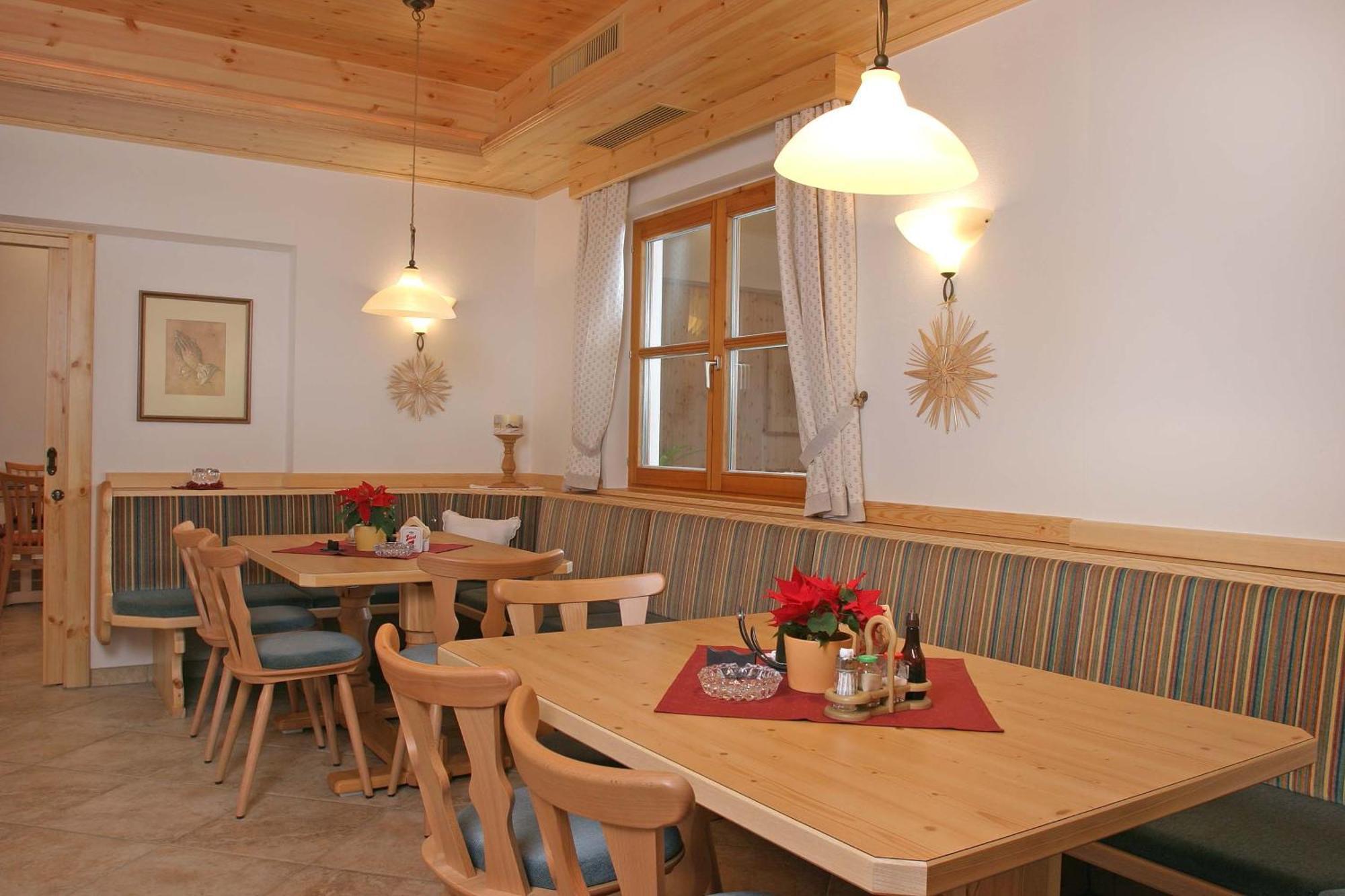 Jugend- Und Familienhotel Venedigerhof Нойкірхен-ам-Гросфенедігер Екстер'єр фото