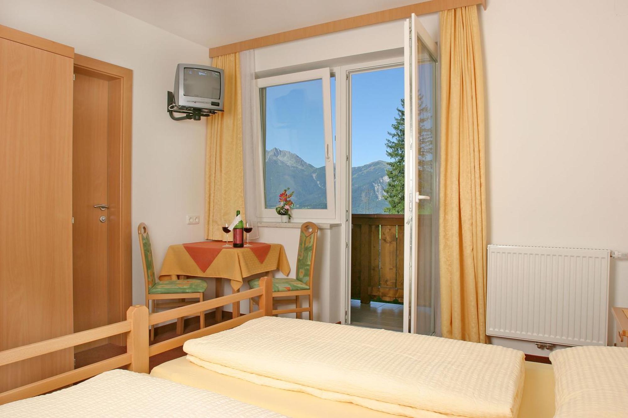 Jugend- Und Familienhotel Venedigerhof Нойкірхен-ам-Гросфенедігер Екстер'єр фото